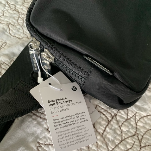 Large Everywhere Belt Bag *2L / black ❤️ NWT / lululemon / 2022 version❤️ - Picture 3 of 9